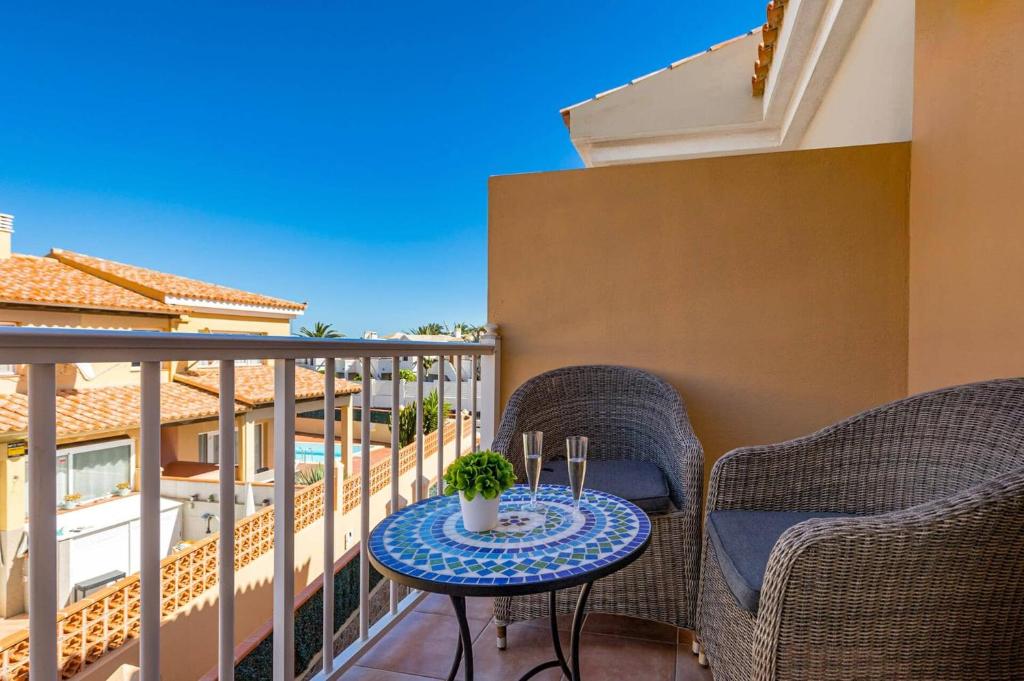 Villa Florencia by Villa Plus - 4