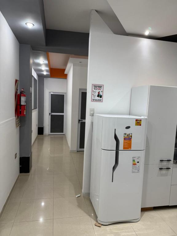 Departamento Rojas 1 - 3