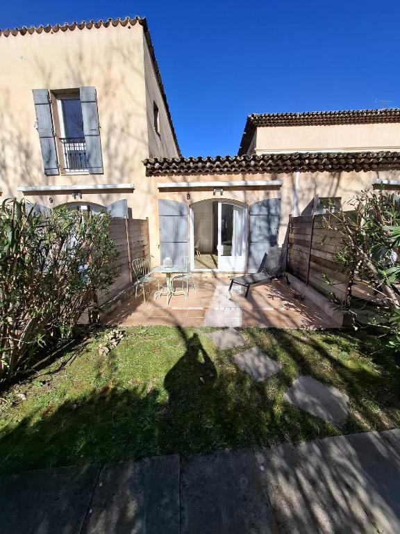 Les Suites de Robinson 08 - Standing Presta - 4