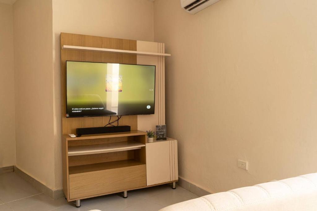 Apto Moneda 5 Colonial Charm Jacuzzi in the Heart of Cartagena - 2