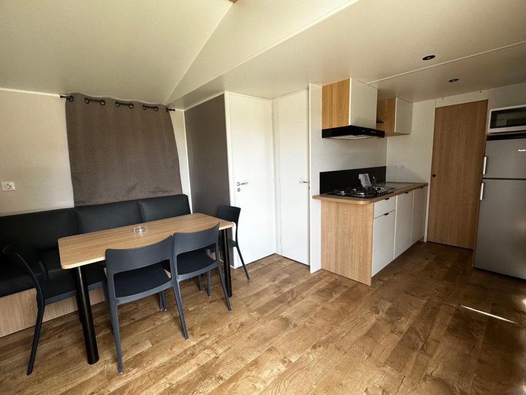 Mobil-home Marbella - Terrasse Privée - API-1-52-1861 - 2