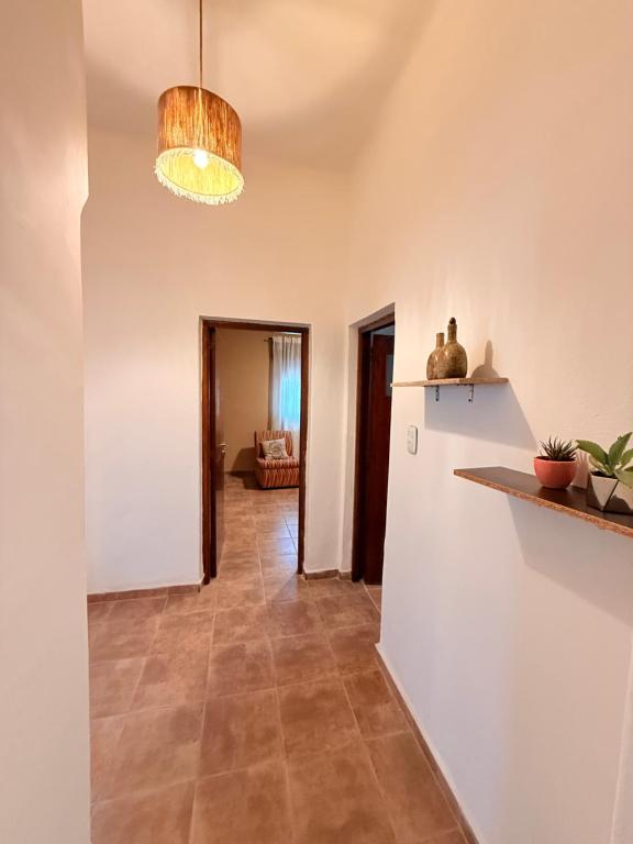 Dpto 2 dormitorios, planta baja, hermosa zona y cerca de todo!! - 5