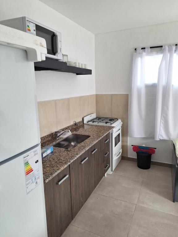 departamentos para 4 personas ,n1, Aire acondicionado Wifi TvCable Parrilla - 3