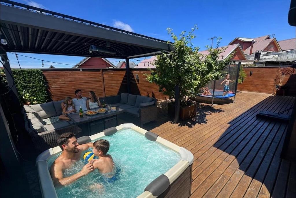 Casa Familiar Parking privado Terraza HotTub - 1