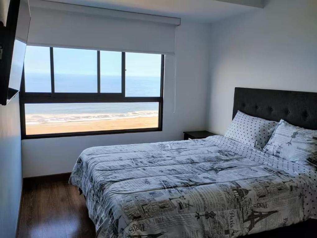 Hermozo Apartamento con vista al Mar - 2