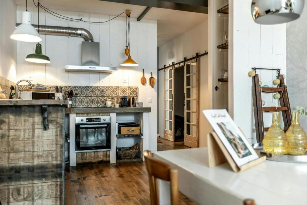 Citystyle Apartment In Medieval Monflanquin - 4