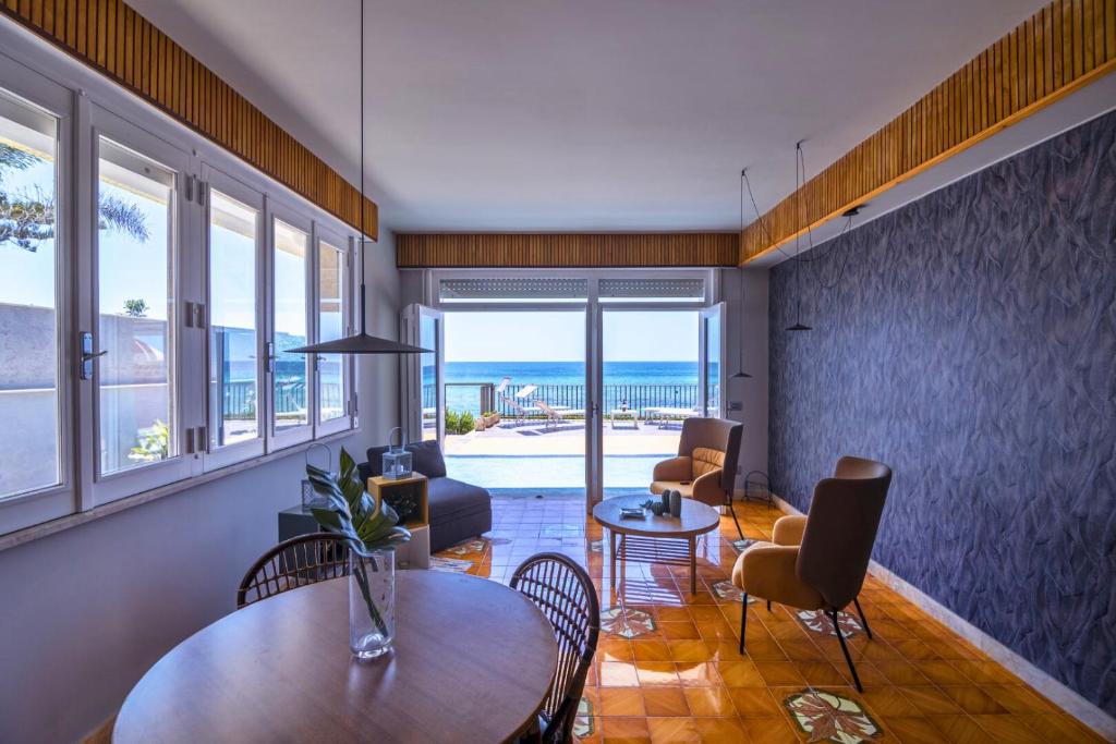 Villa Seahorse, Fontane Bianche, Siracusa, BEACHFRONT, great wifi, beautiful garden - 3