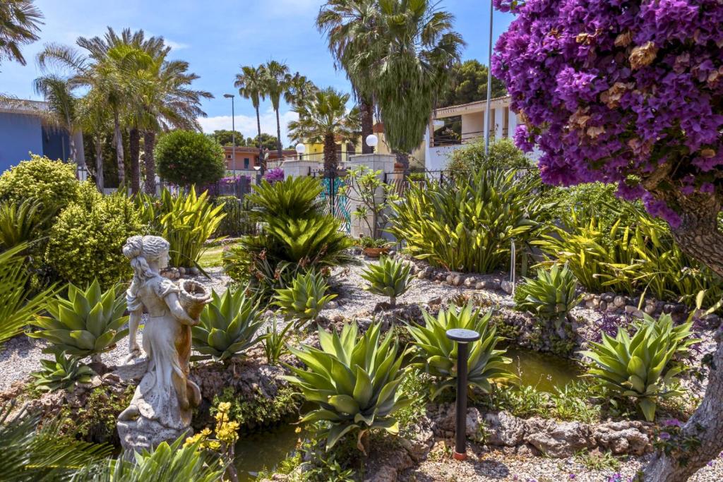 Villa Seahorse, Fontane Bianche, Siracusa, BEACHFRONT, great wifi, beautiful garden - 2