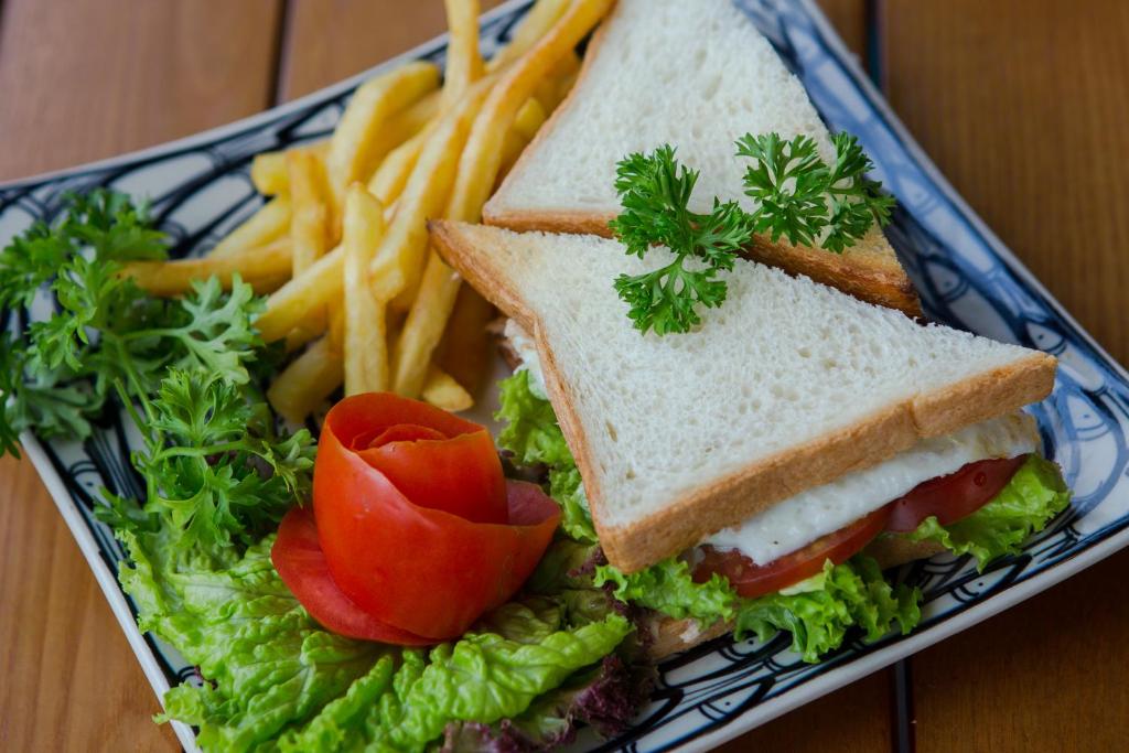 Alimentos e Bebidas