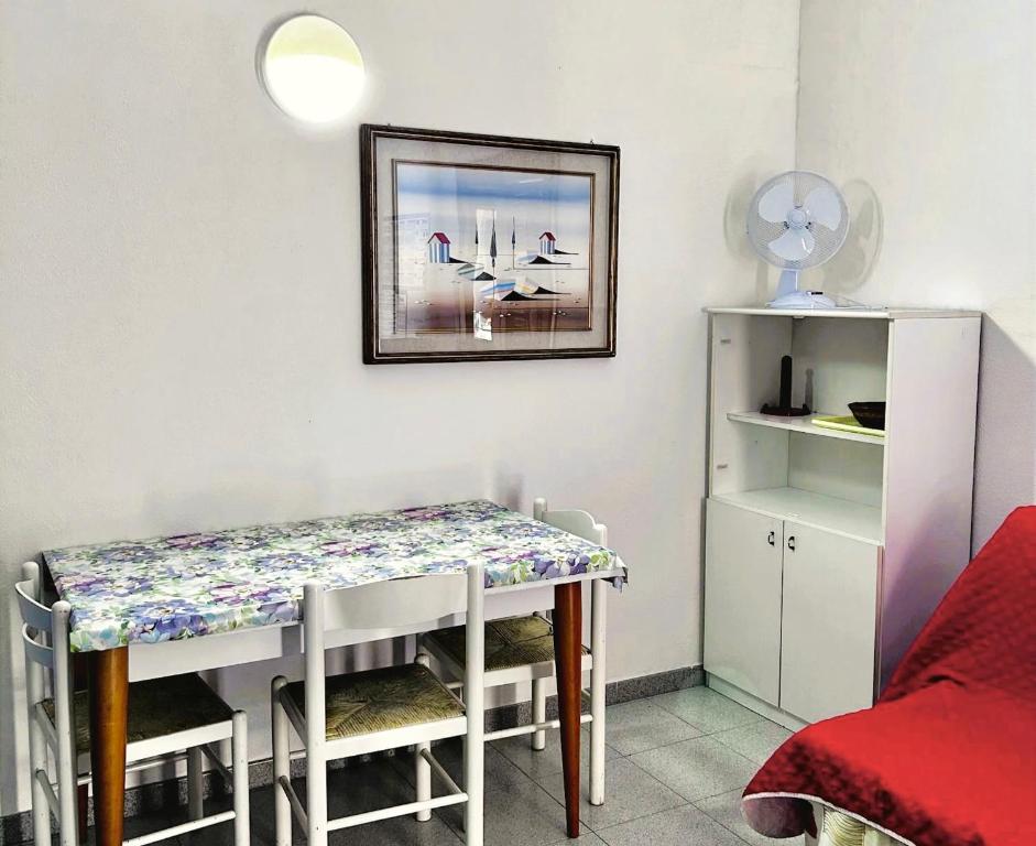 ISS Travel, Apartment 4 beds with garden in San Teodoro just 700 mt from la Cinta Beach - 5