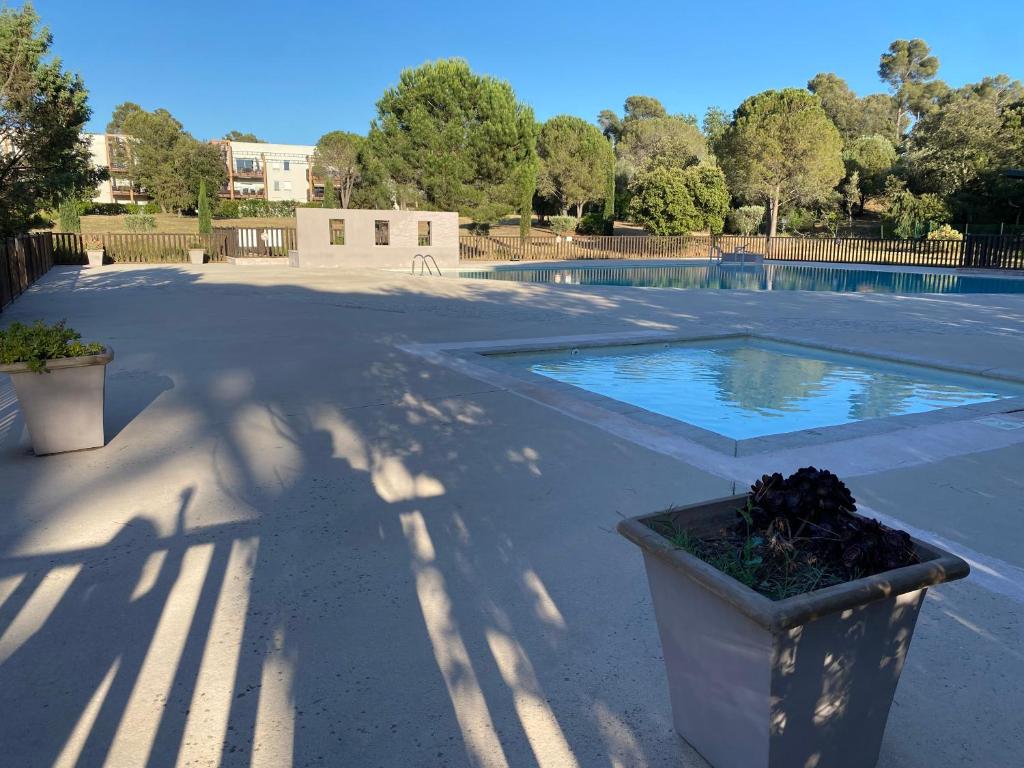 Appartement 65m2 avec Piscine et Rez de jardin 80m2 - 3