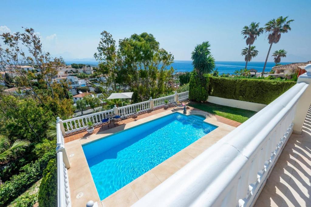 Villa La Cresta by Villa Plus - 4