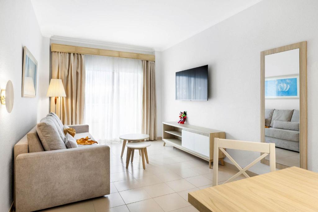 VIVA Blue & Spa — Pokoje in Playa de Muro, Baleary