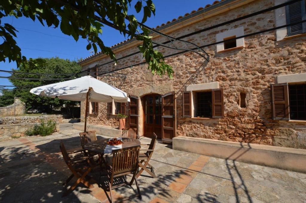 Finca tradicional mallorquina cerca de la playa - 4