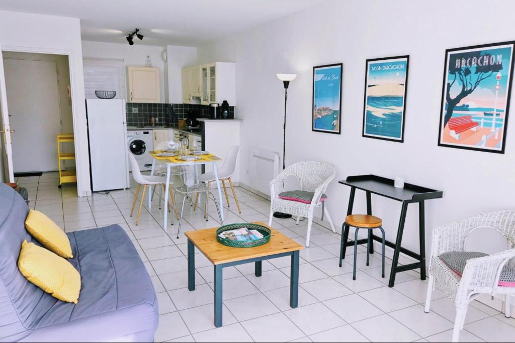 Spacious apartment in La Teste-de-Buch - 1