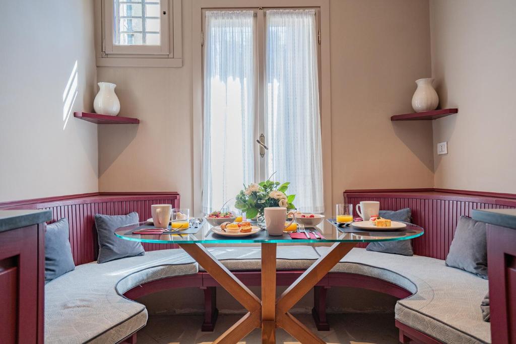 Canaletto Apartment with Canal View in Dorsoduro - 5