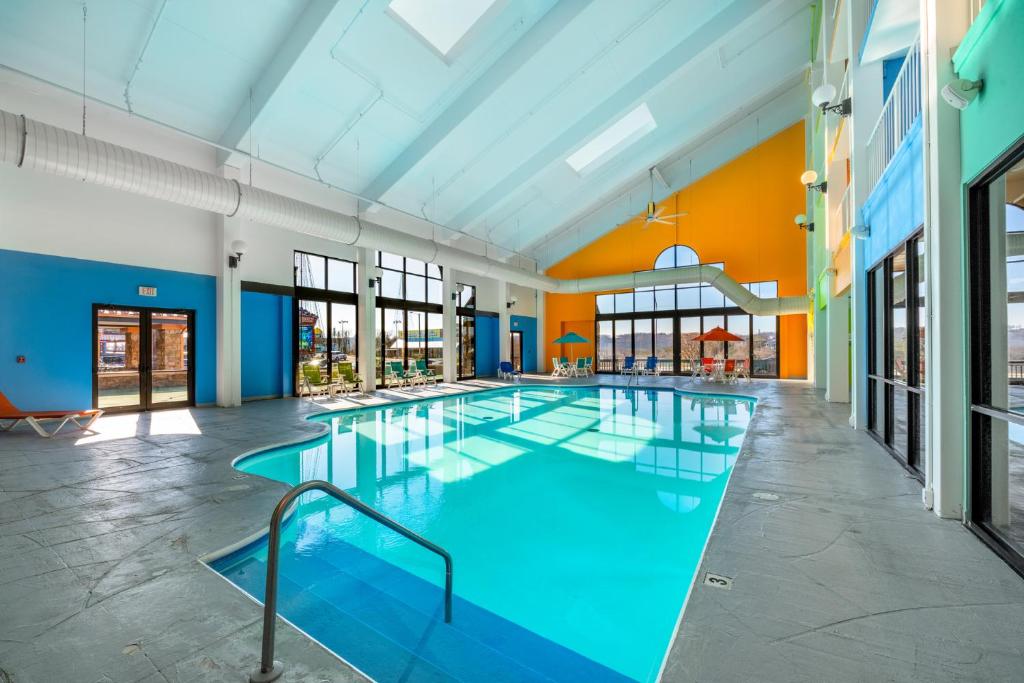 スイミングプール