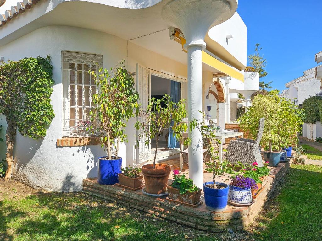 3 Bed Townhouse roof terrace 100m to the beach - 2