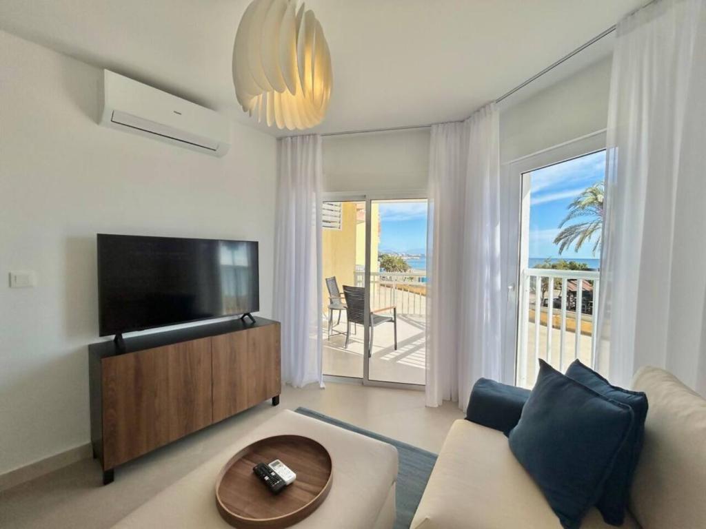 Suite Moderna Primera Línea | Vistas al Mar - 3