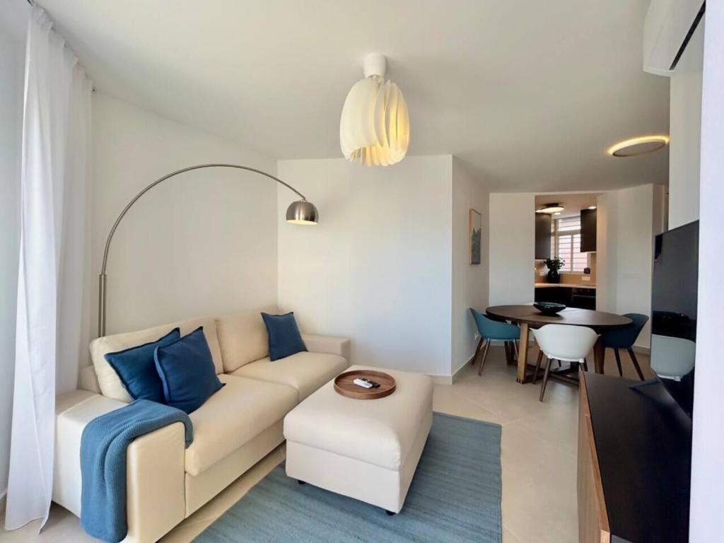 Suite Moderna Primera Línea | Vistas al Mar - 5