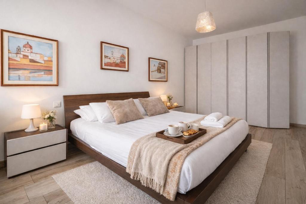 Ponte Vecchio Newly restyled flat, Walk Everywhere - 1