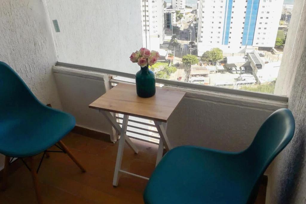 Bello apartamento piso 22 muy céntrico - 5