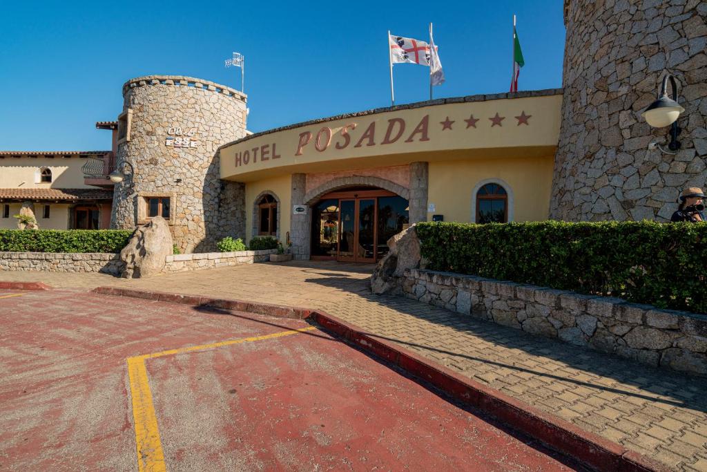 Club Esse Posada — Hotel building in Palau, Sardinia