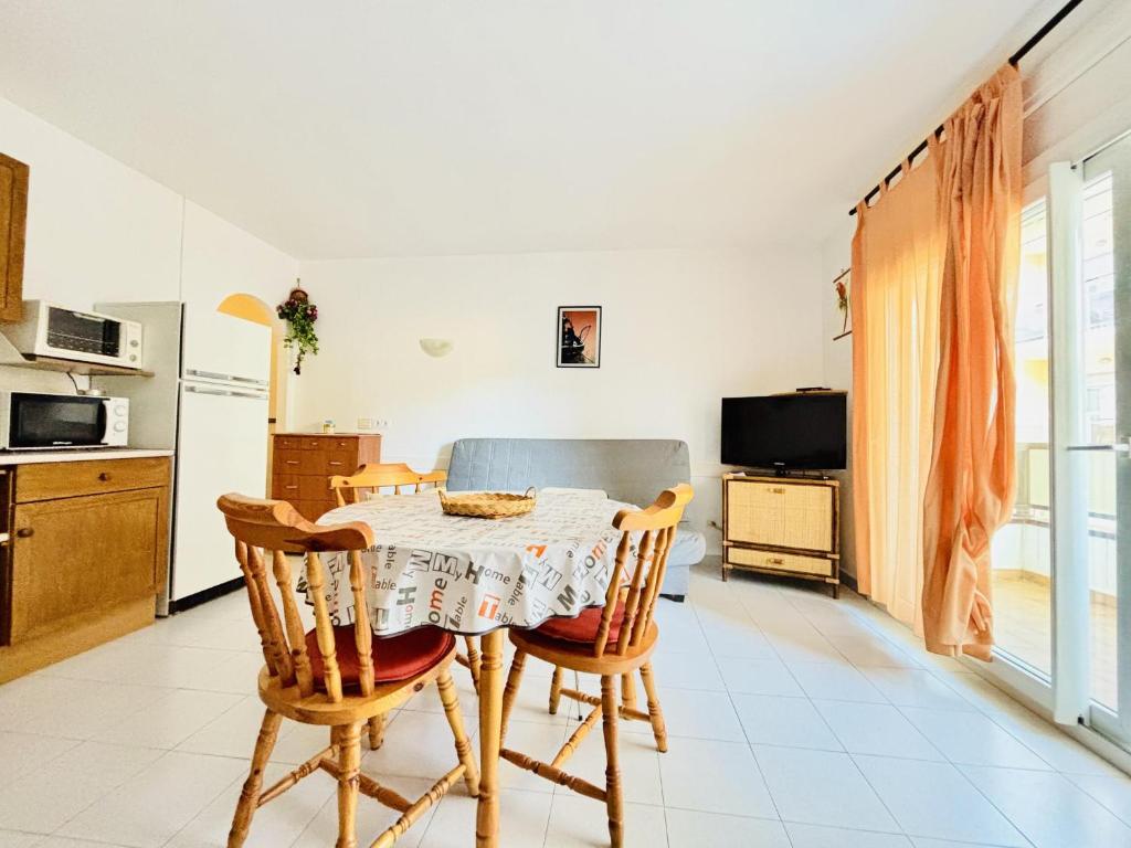 Apartamento céntrico con terraza y parking en Ciutadella - ES-258-75 - 5