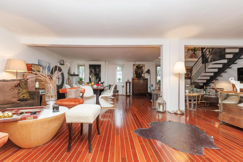 Loft Gallia YourHostHelper - 1