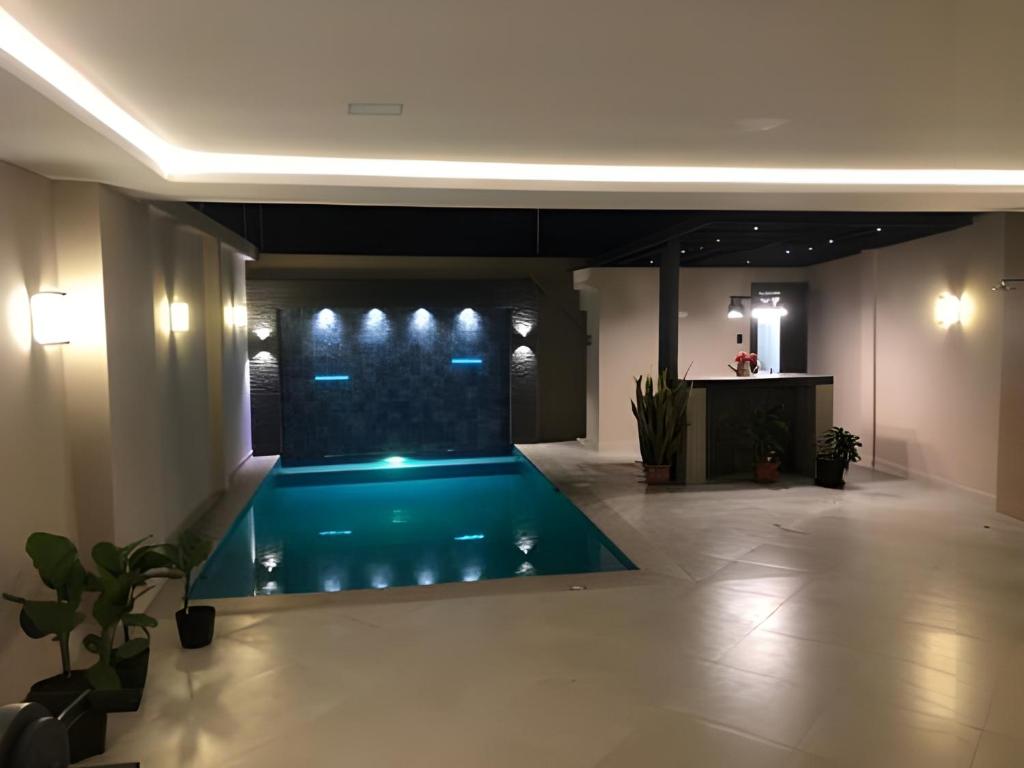 Casa completa con piscina privada en Manta, Ecuador - 2