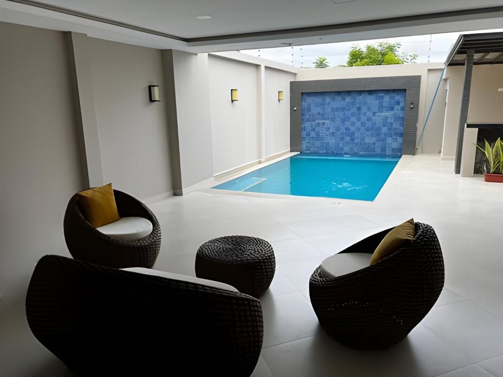 Casa completa con piscina privada en Manta, Ecuador - 4