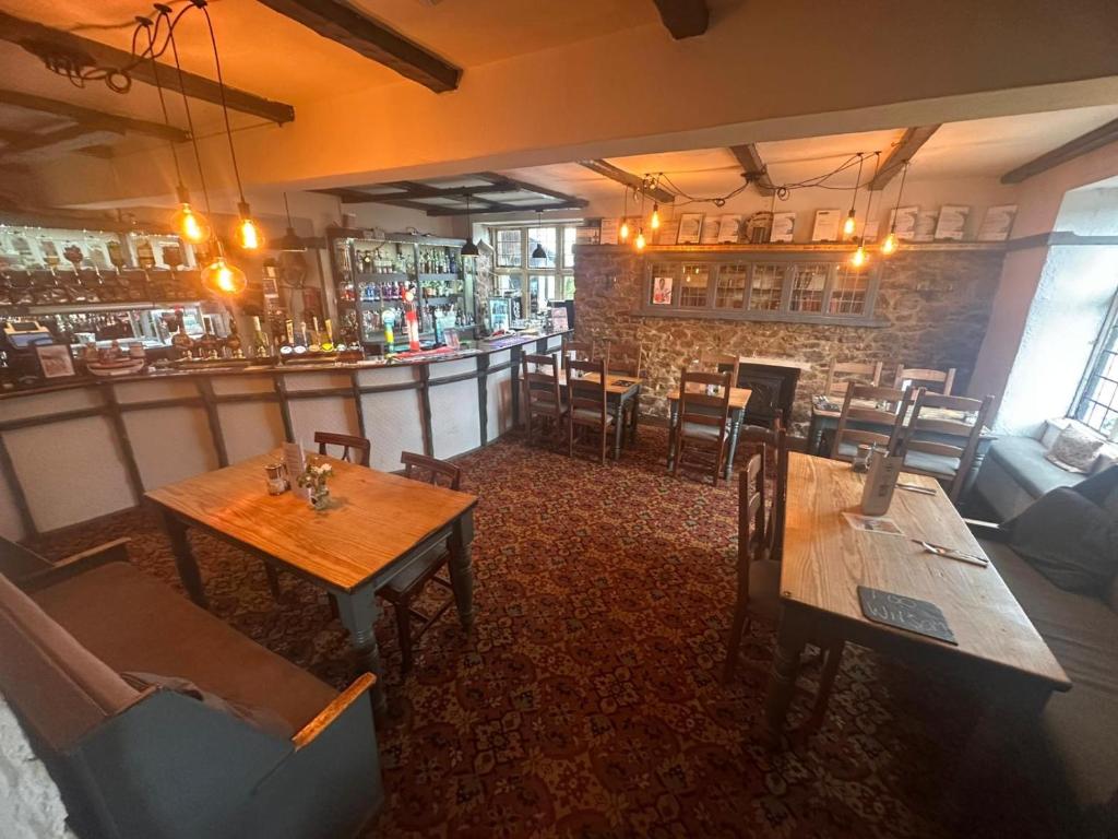 Manor Inn Galmpton photo 7