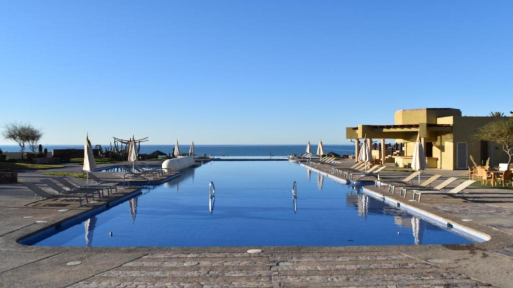 Encanto 703 Oceanfront Retreat 3 Bedroom unit - 2