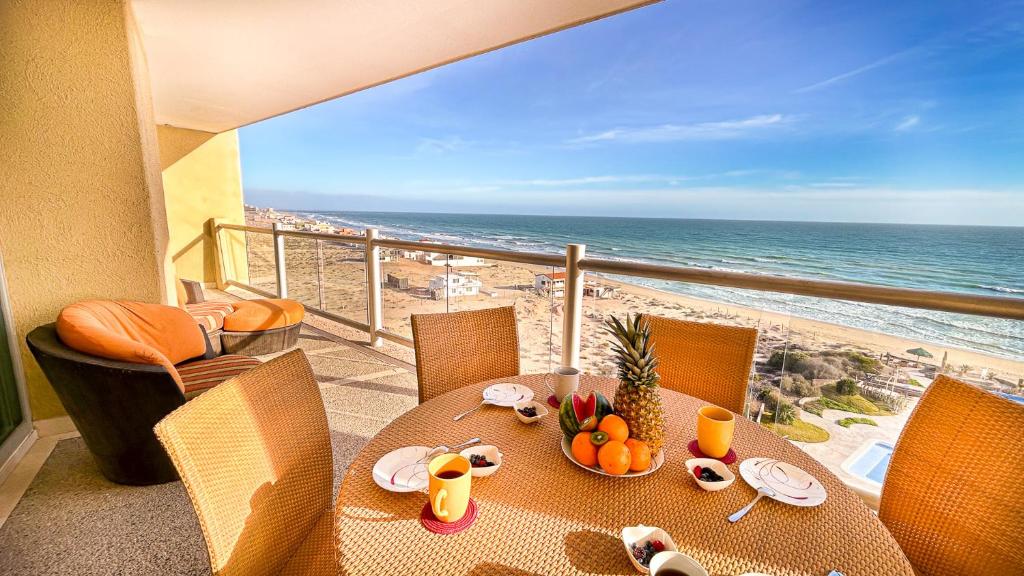 Encanto 703 Oceanfront Retreat 3 Bedroom unit - 3