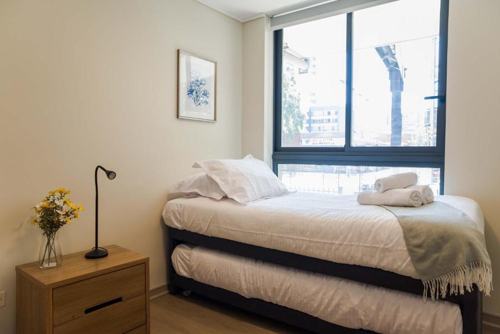 Bright 2D2BR Santiago Apartment Near Attractions - 5