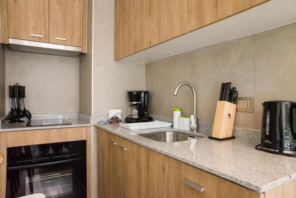 Sleek Santiago Retreat City Views Sleeps 3 - 5