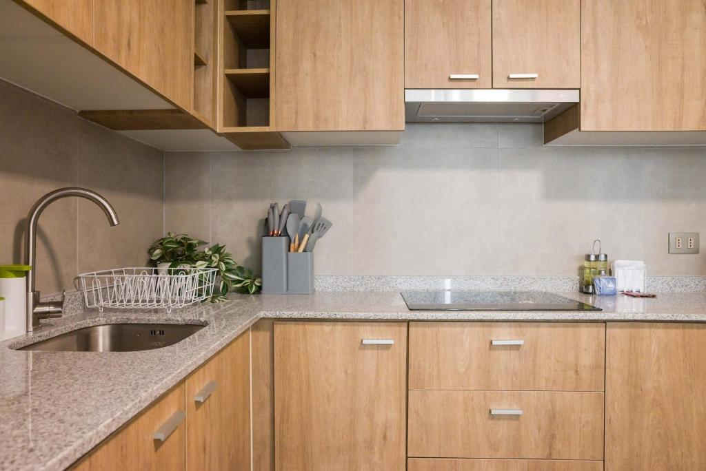 Chic 2BR Apt in Santiago with views 5 Guest - 4