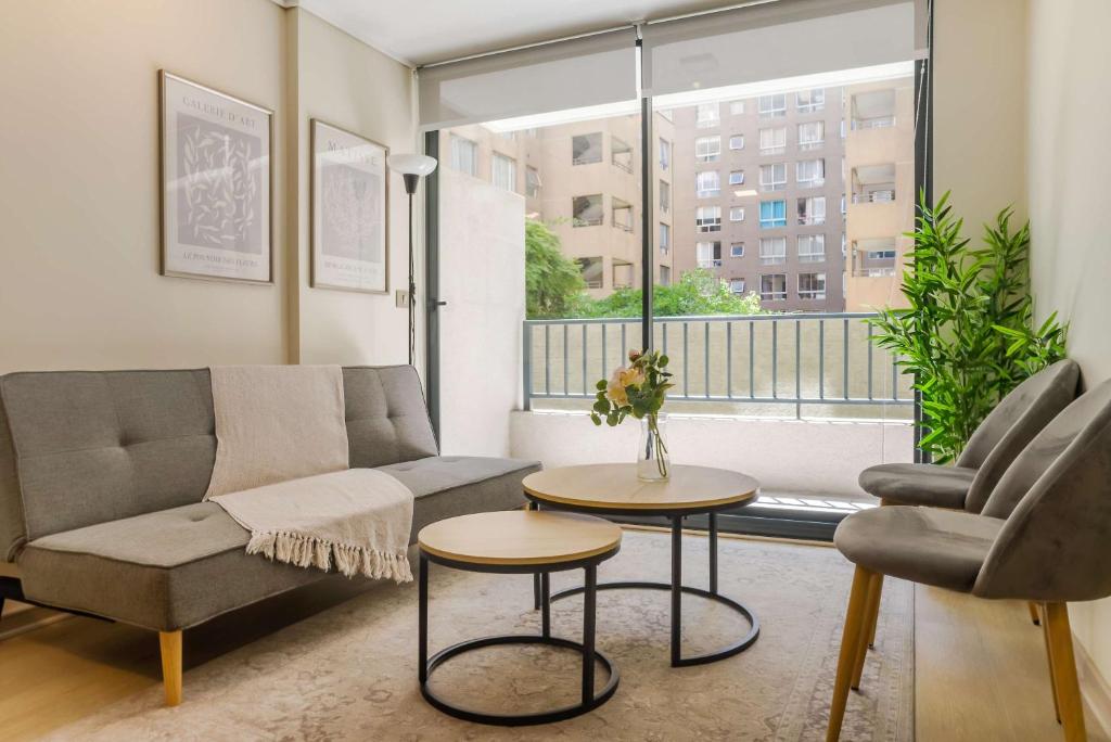 Modern 2BR2BA Apartment in Downtown Santiago - 1