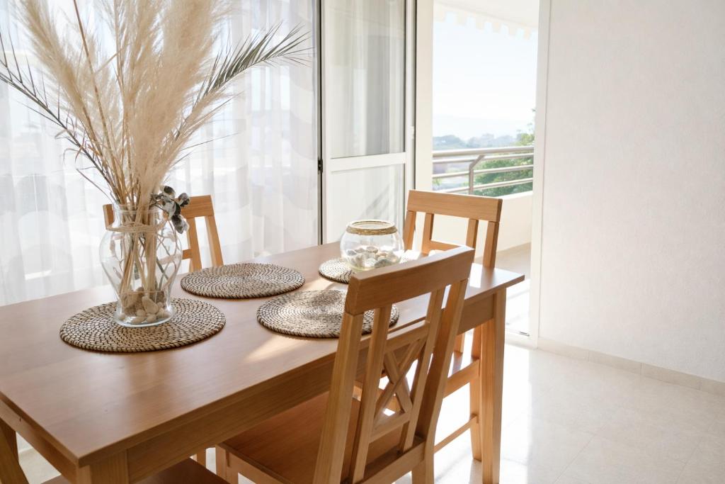Teatinos Málaga - 4BR Family & Business Stay - 3