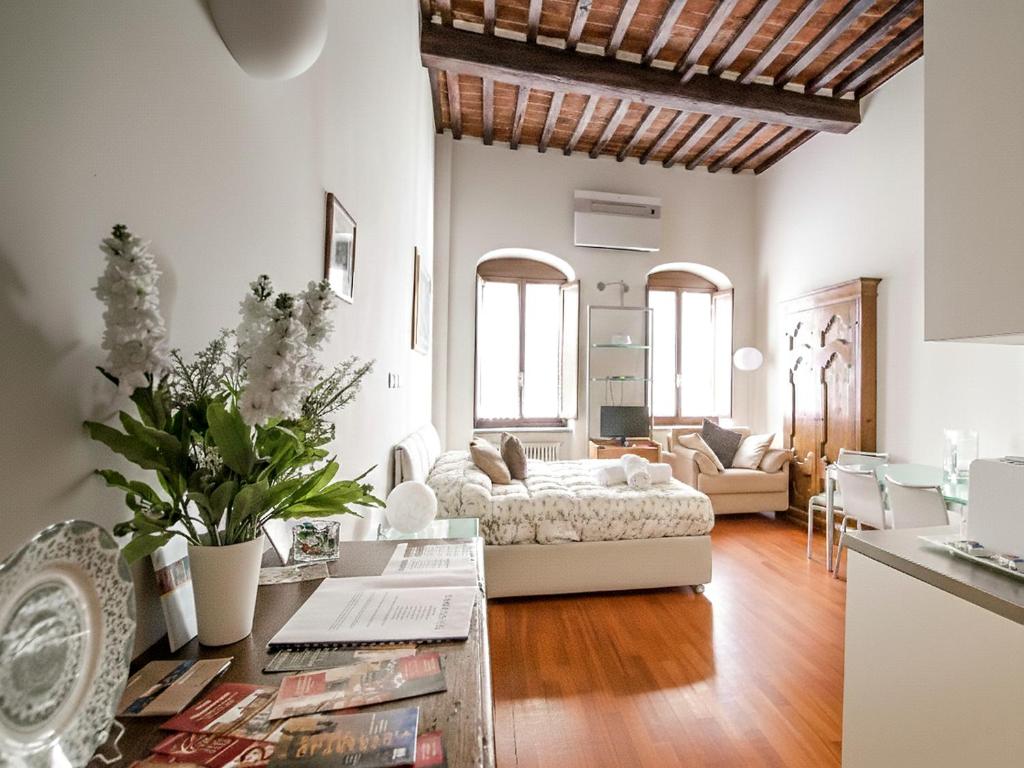 La Corte Del Re Suite & Rooms Arezzo - 4