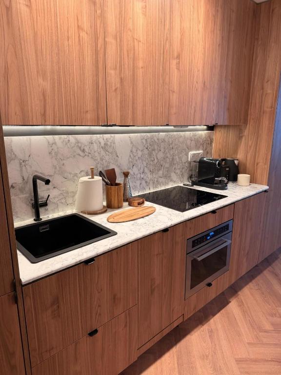Mithouard Apartments - 5