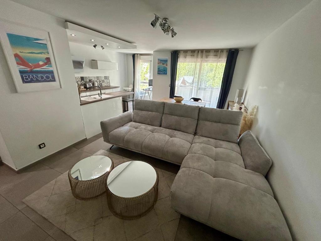 Modern City Center apartment with parking! - 1