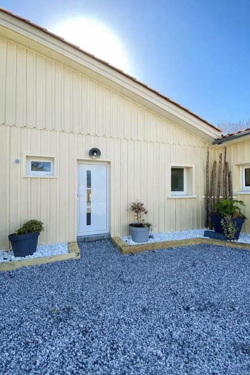 Villa Jeane-Rose, maison en bois avec Piscine - 3
