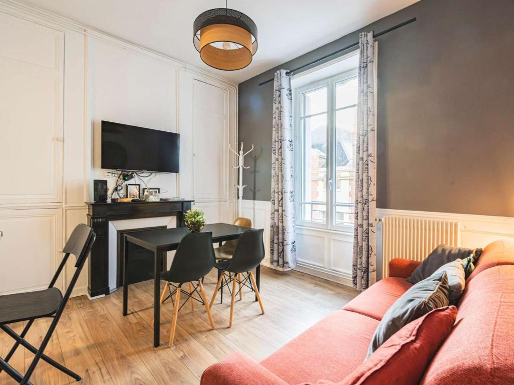 Appartement Lumière Hypercentre avec Wi-Fi à Reims - FR-1-870-14 - 3
