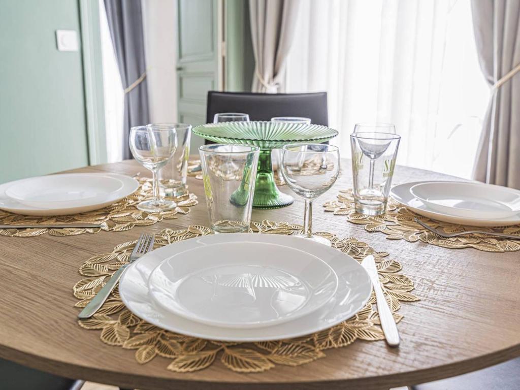 Appartement Chic à Reims, Wi-Fi Gratuit - FR-1-870-22 - 2
