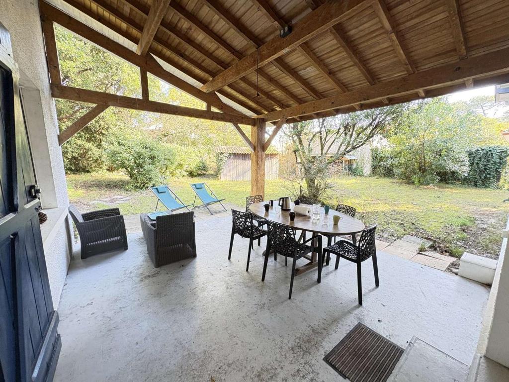 Villa rénovée à 800m plage - 7 pers. - FR-1-831-18 - 2