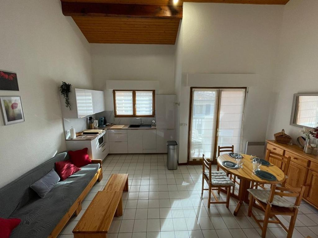Appartement calme proche centre-ville - 4 pers. - FR-1-413-266 - 2