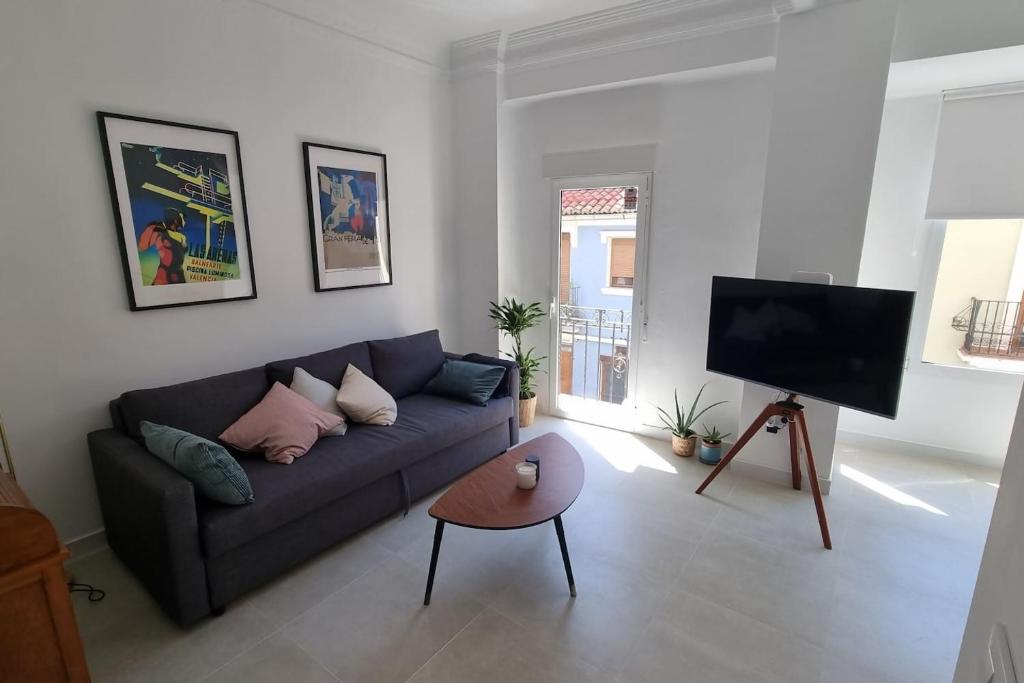 Romantic Apartment in Cabanyal by Virkin Suites - 1