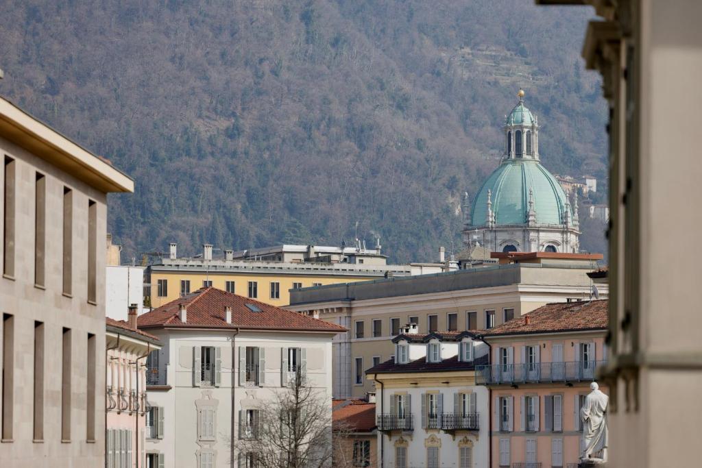 Suite Cecilia by Piazza del Lago, Como Center - 4