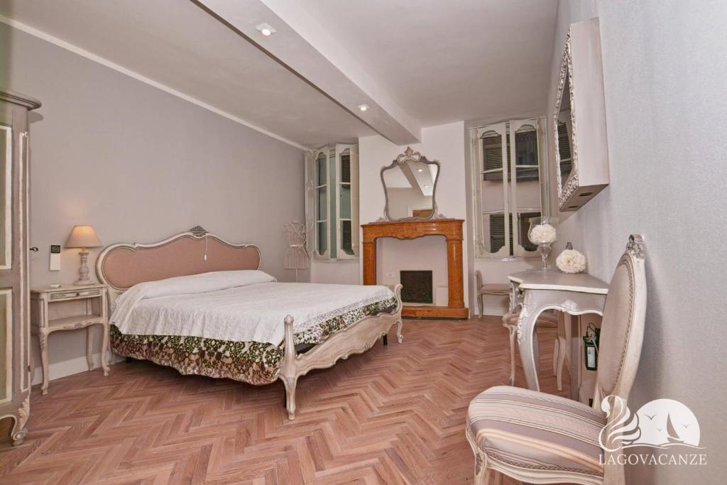 Romantic Benaco Apartments and Room - 4